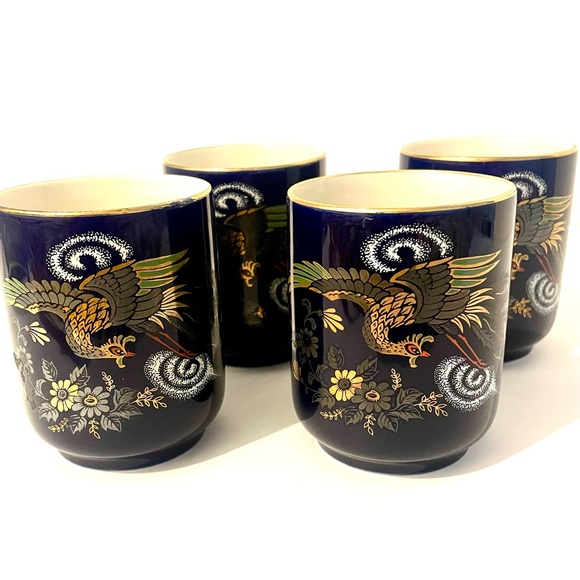 VTG Japanese Sake Cups Cobalt Blue Porcelain Gold Bird Floral Design Set of 4 - Picture 1 of 6